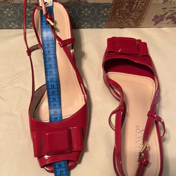 Ladies shoe - Picture 9 of 11